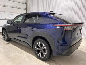 Toyota bZ4X LE* ПОДГРЕВ* КАМЕРА* ПАНОРАМА* CARPLAY* KEYLESS* , снимка 5