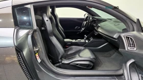 Audi R8 5.2 V10 Plus Coupe, снимка 11