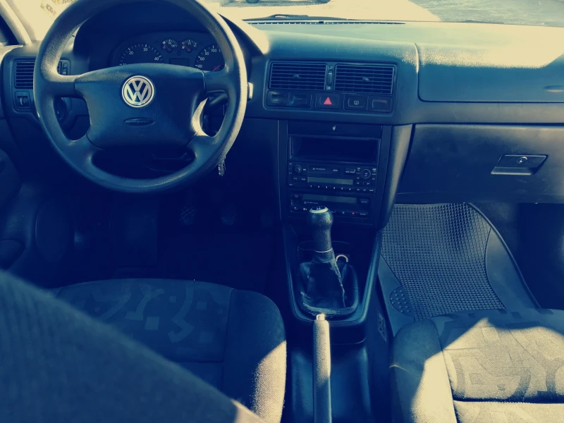 VW Golf 1.9 тди 90к.с 4х4 , снимка 12 - Автомобили и джипове - 47675725