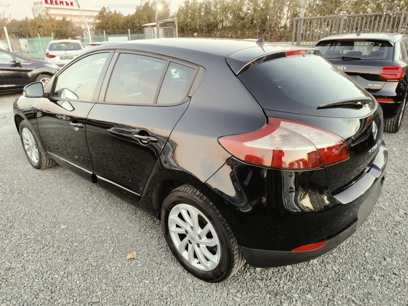 Renault Megane 1.2i, снимка 4 - Автомобили и джипове - 48274217