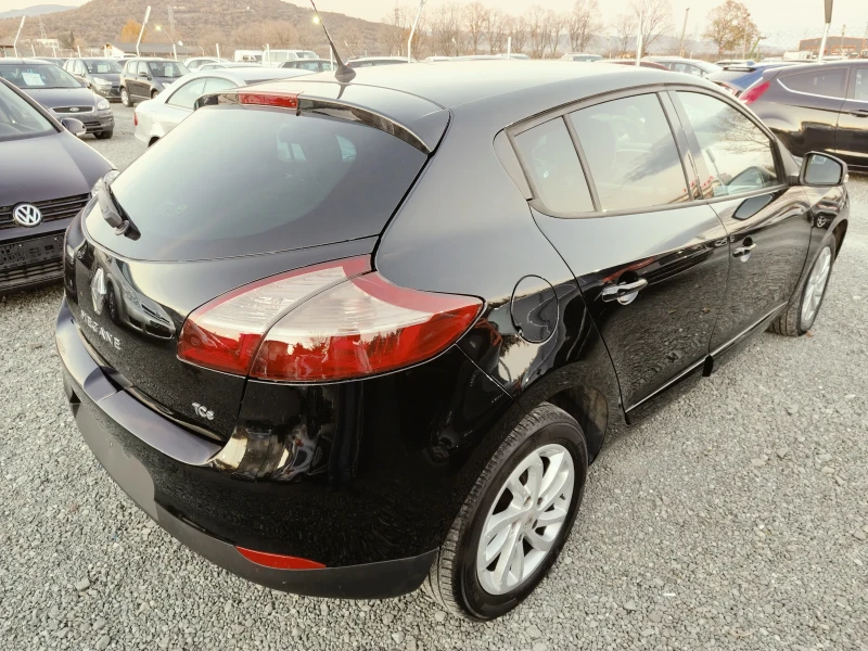 Renault Megane 1.2i, снимка 5 - Автомобили и джипове - 48274217