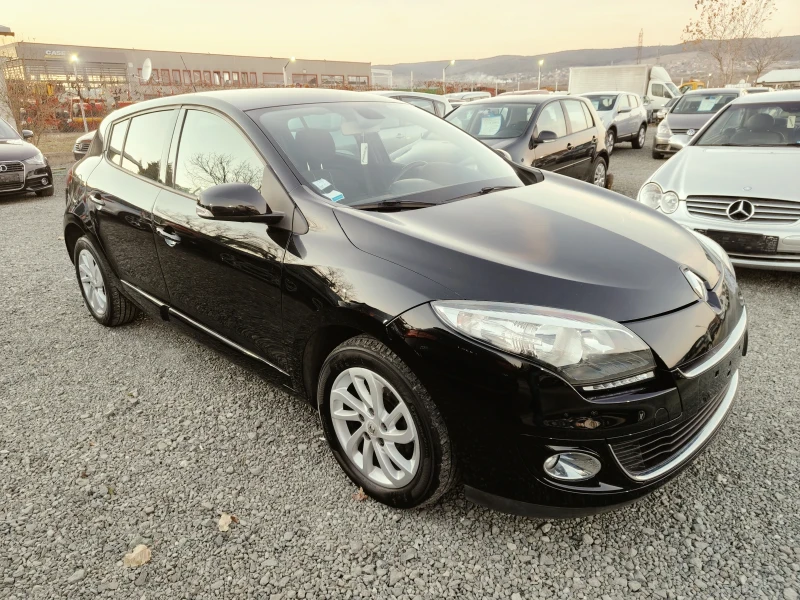 Renault Megane 1.2i, снимка 3 - Автомобили и джипове - 48274217