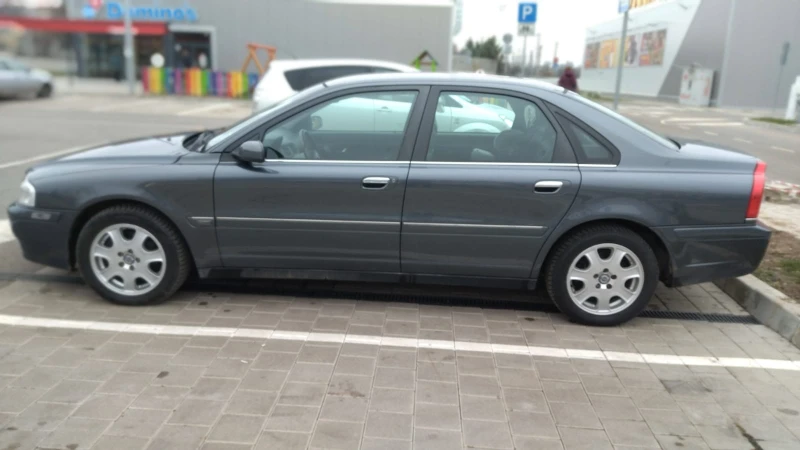 Volvo S80 2.5T с ръчни скорости, снимка 3 - Автомобили и джипове - 48393019