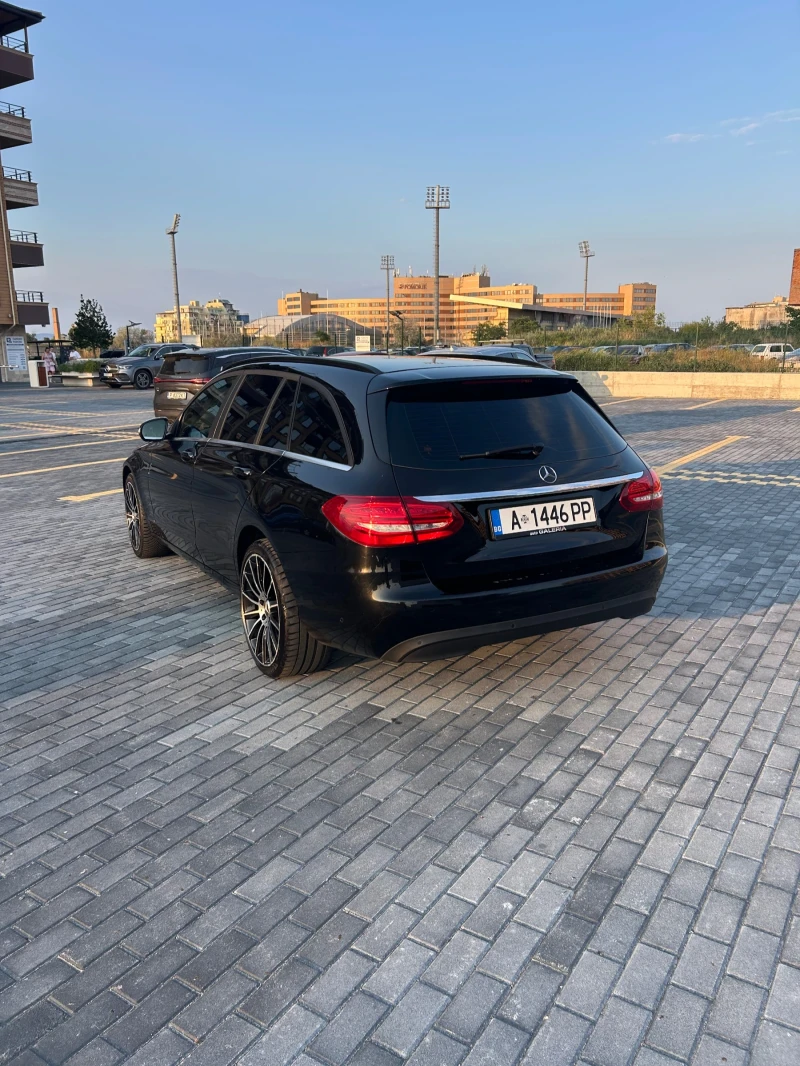 Mercedes-Benz C 220 2.0, снимка 12 - Автомобили и джипове - 49509251