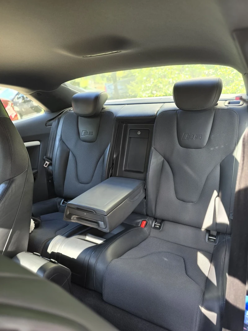 Audi S5 4200 FSI v8, снимка 13 - Автомобили и джипове - 52302533