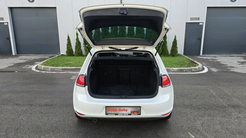 VW Golf 1.4i 122k.c* Автоматик* Keyless* ACC* F1* ЛИЗИНГ* , снимка 17 - Автомобили и джипове - 51693594