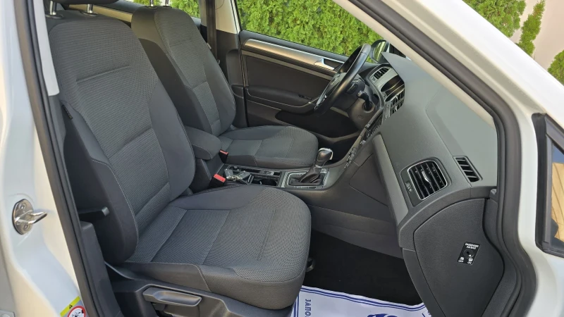VW Golf 1.4i 122k.c* Автоматик* Keyless* ACC* F1* ЛИЗИНГ* , снимка 15 - Автомобили и джипове - 51693594