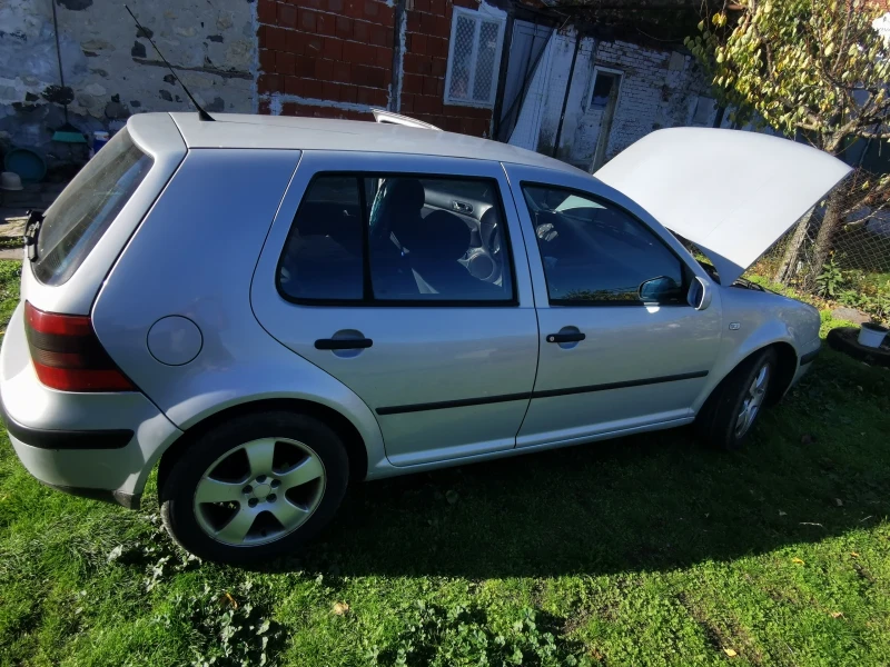 VW Golf Golf 4 1.9 tdi, снимка 8 - Автомобили и джипове - 52225734
