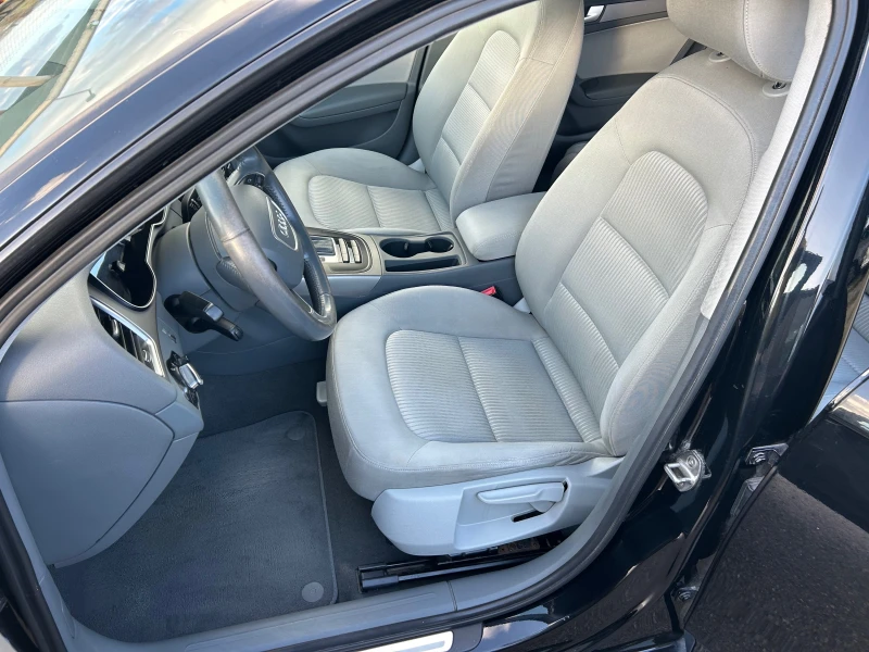 Audi A4 2.0 TDI АВТОМАТИК, снимка 12 - Автомобили и джипове - 52505867