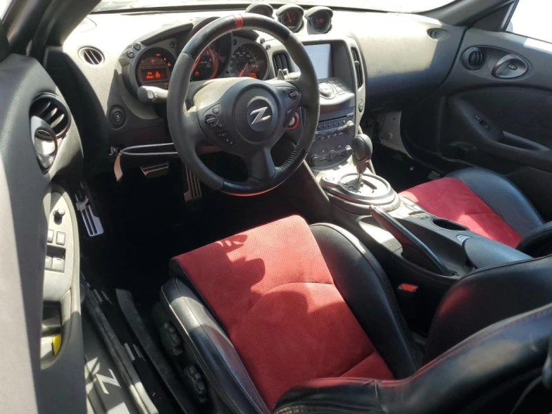 Nissan 370Z Nismo Tech , снимка 8 - Автомобили и джипове - 53103273