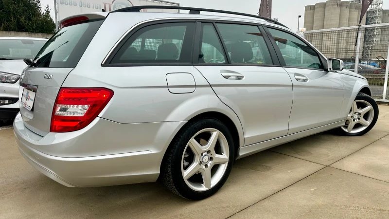 Mercedes-Benz C 220  120к.внос Италия! Автомат! Топ състояние!, снимка 4 - Автомобили и джипове - 53213559