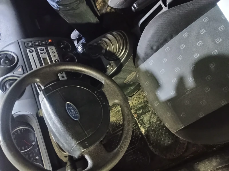 Ford Fiesta, снимка 3 - Автомобили и джипове - 53480250