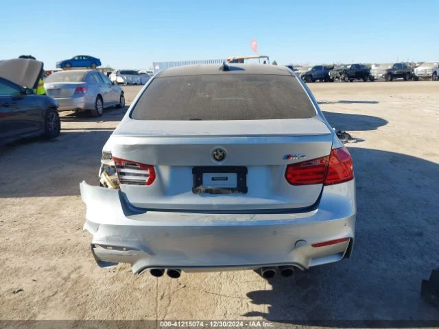 BMW M3 * S55 * 8ZF  (CARFAX) * АвтоКредит, снимка 6 - Автомобили и джипове - 49599804