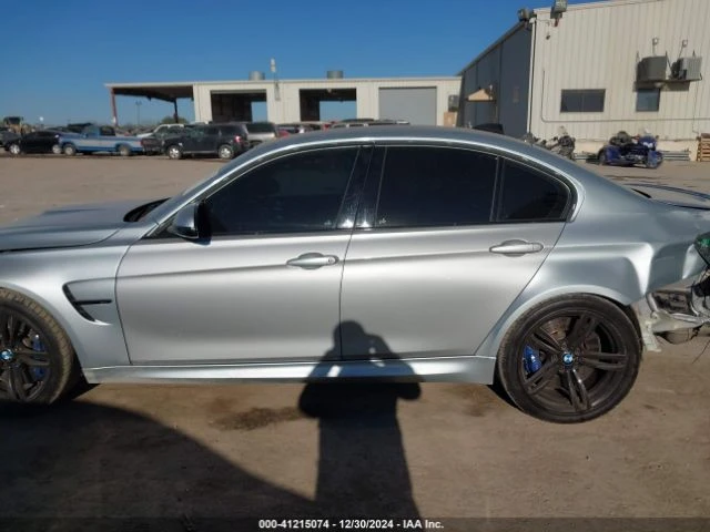 BMW M3 * S55 * 8ZF  (CARFAX) * АвтоКредит, снимка 4 - Автомобили и джипове - 49599804