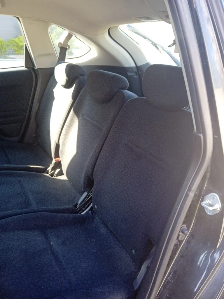 Honda Fr-v, снимка 8 - Автомобили и джипове - 54401184