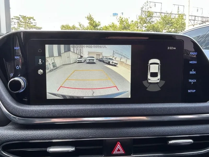 Hyundai Sonata  2.0 Premium, снимка 16 - Автомобили и джипове - 56295322