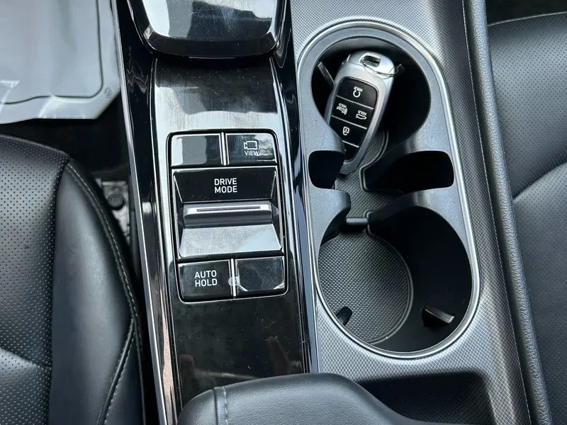Hyundai Sonata  2.0 Premium, снимка 14 - Автомобили и джипове - 56295322