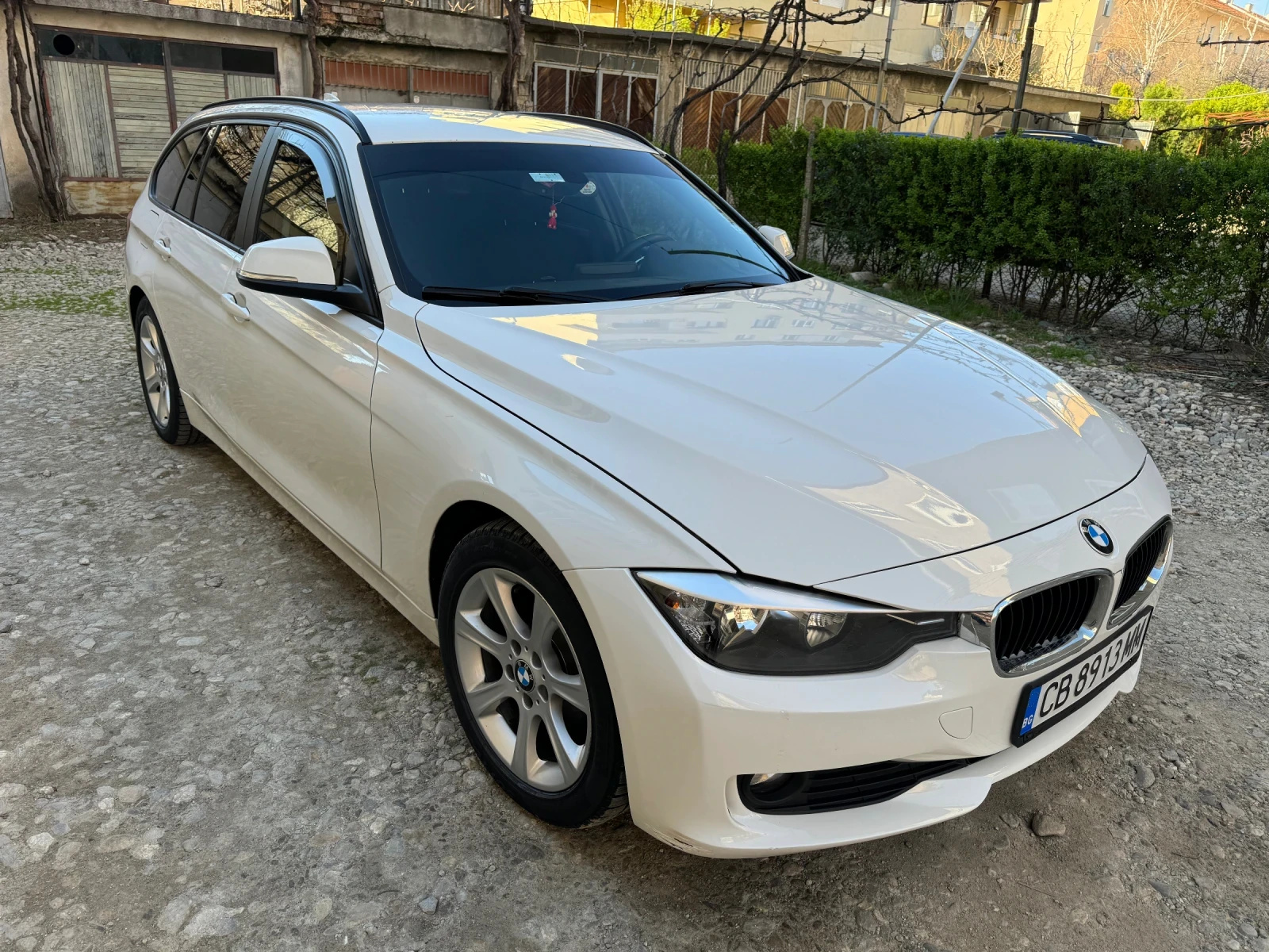 BMW 320  - изображение 6