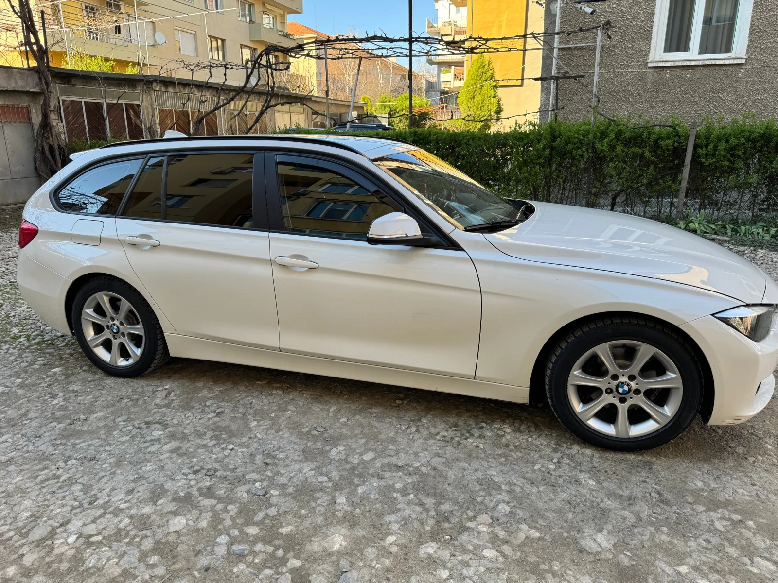 BMW 320  - изображение 5