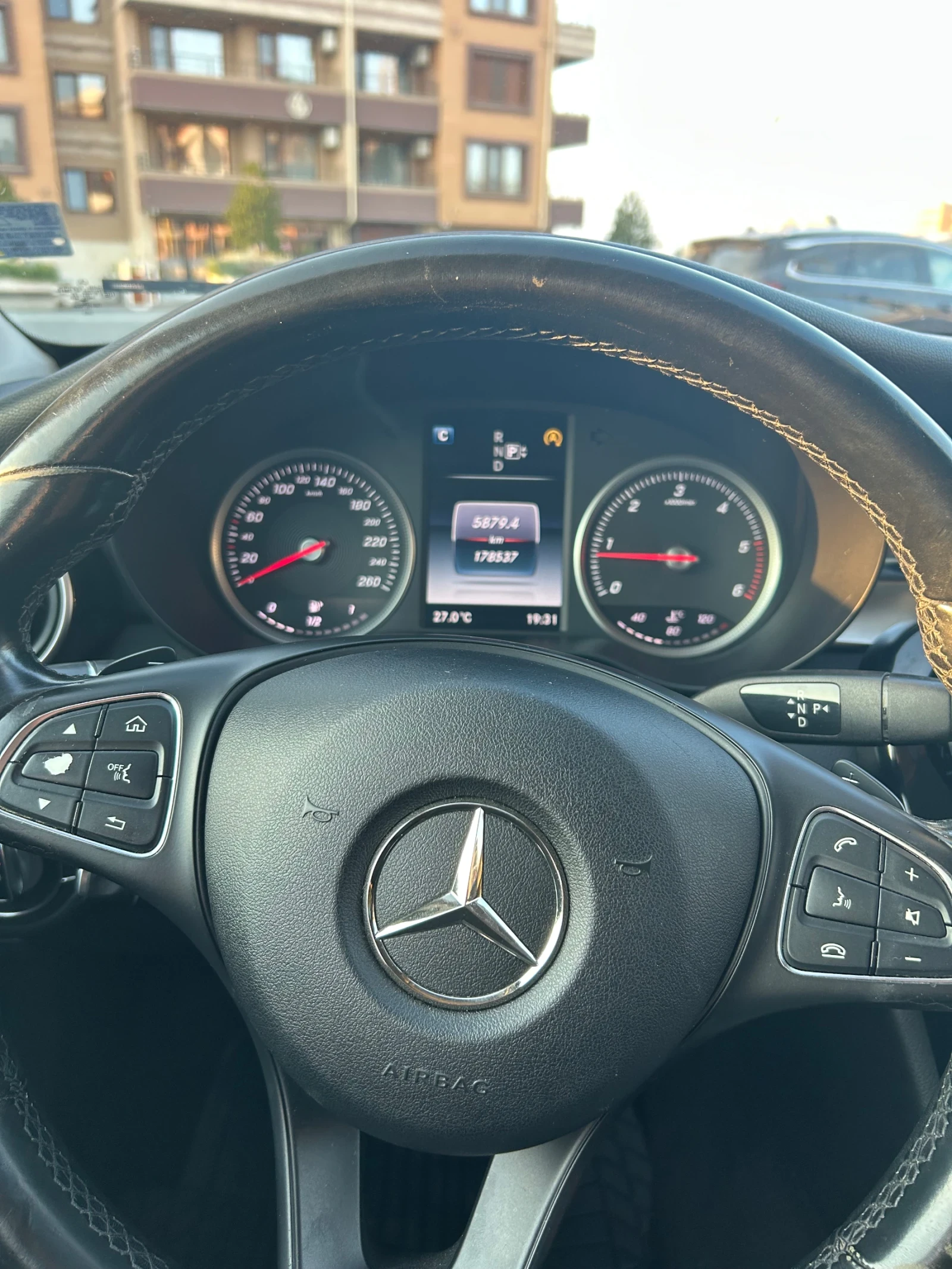 Mercedes-Benz C 220 2.0 - изображение 9