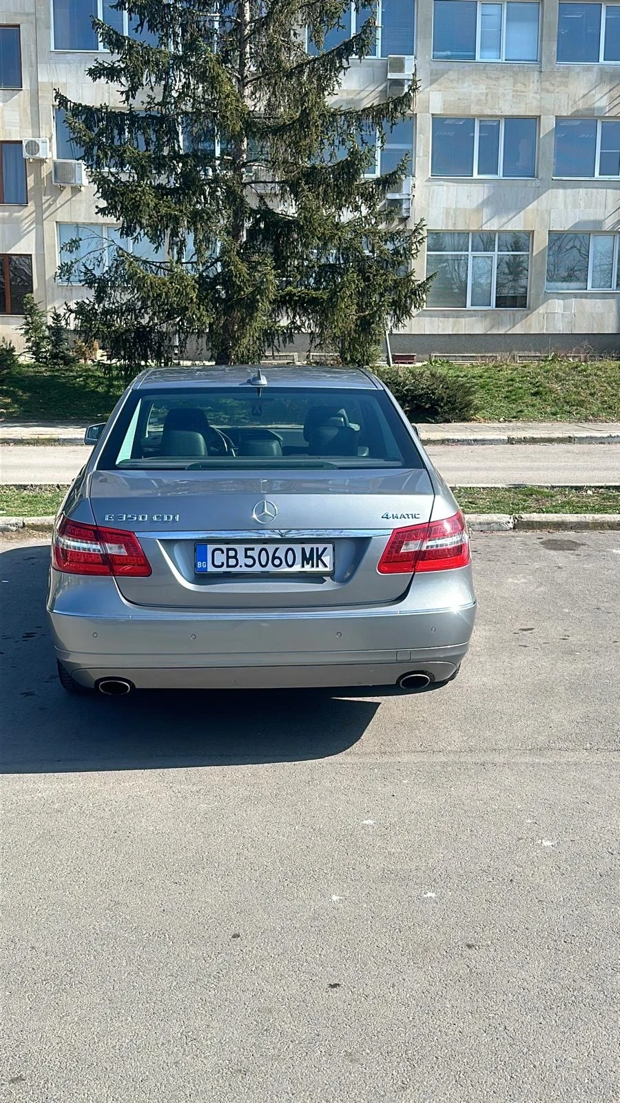 Mercedes-Benz E 350  - изображение 3