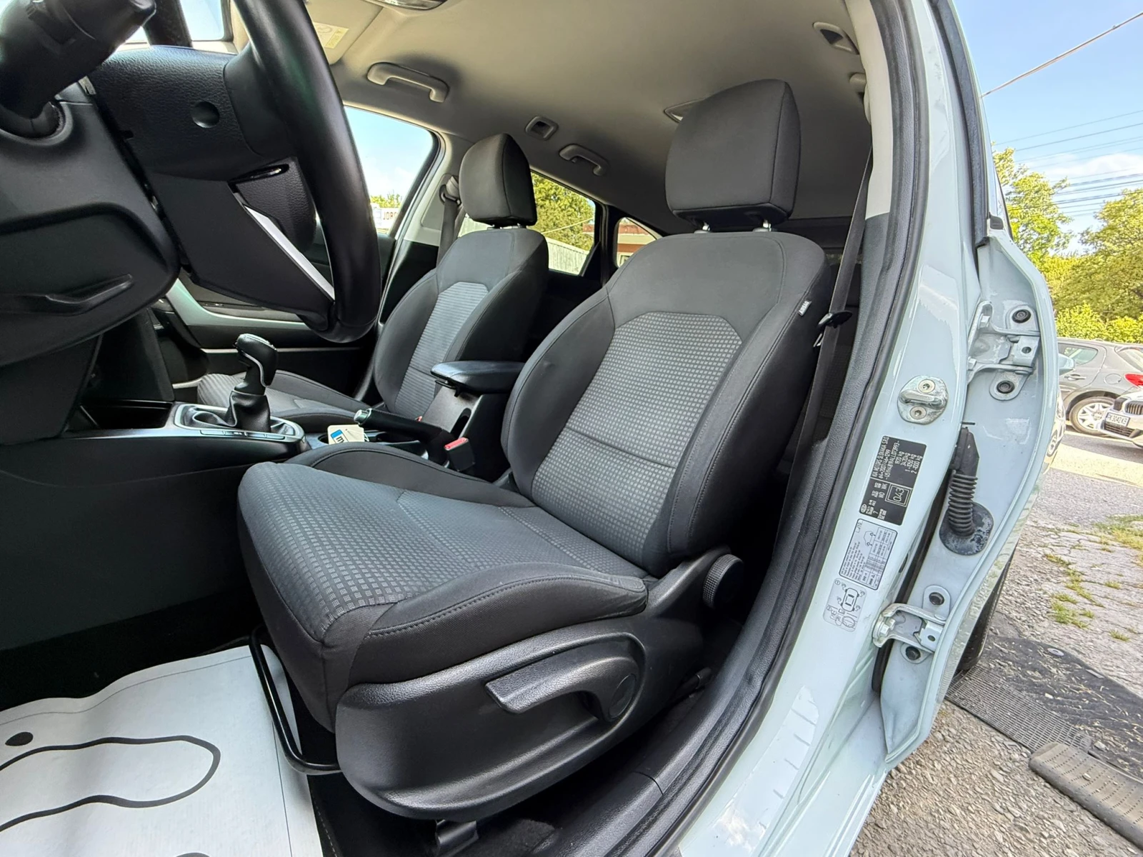 Kia Ceed 1.6crdi* 115ks*  - изображение 8