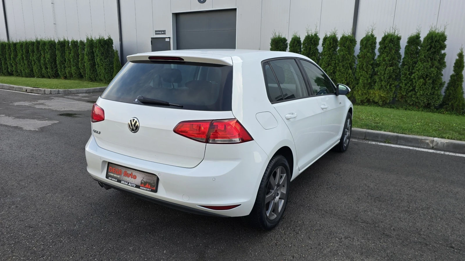 VW Golf 1.4i 122k.c* Автоматик* Keyless* ACC* F1* ЛИЗИНГ*  - изображение 5