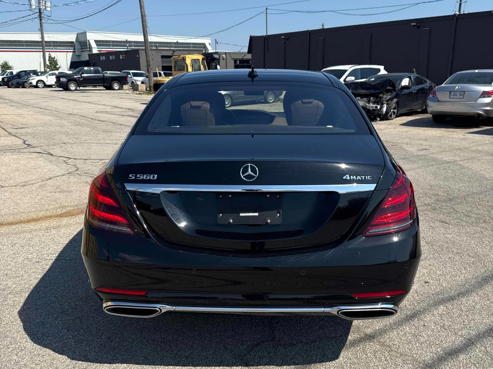Mercedes-Benz S 560 МАСАЖ * * ОБДУХВАНЕ * * CARFAX * * АВТО КРЕДИТ * * - изображение 5
