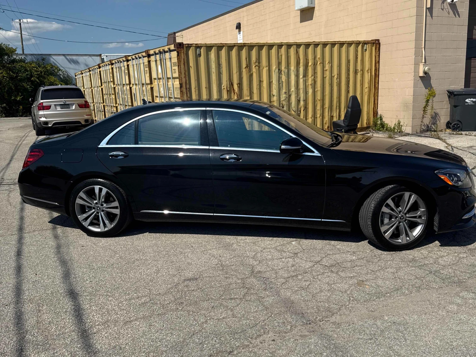 Mercedes-Benz S 560 МАСАЖ * * ОБДУХВАНЕ * * CARFAX * * АВТО КРЕДИТ * * - изображение 3