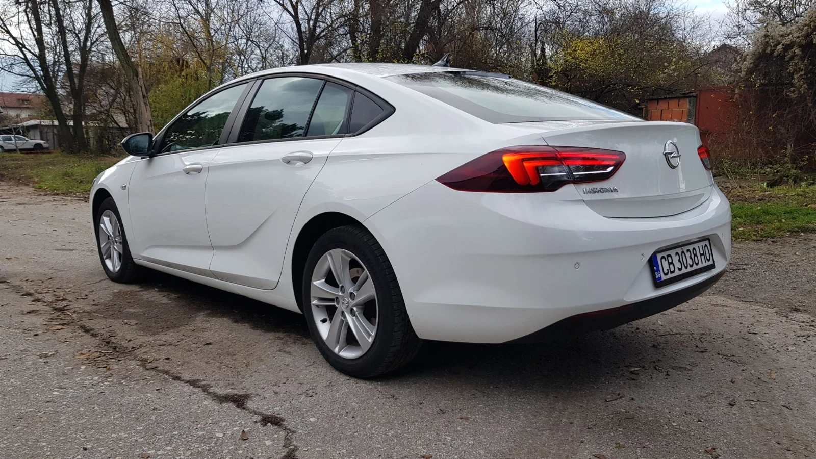 Opel Insignia Grand Sport 1.5 Turbo - изображение 5