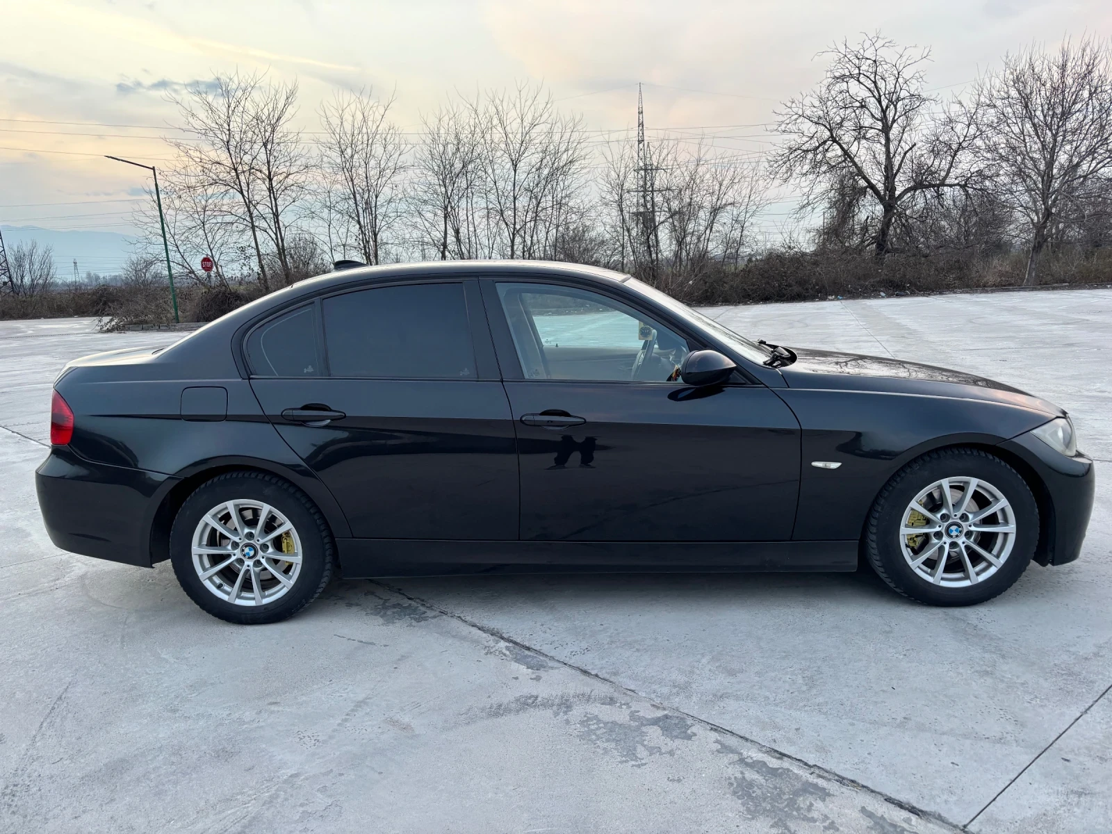 BMW 320  - изображение 4