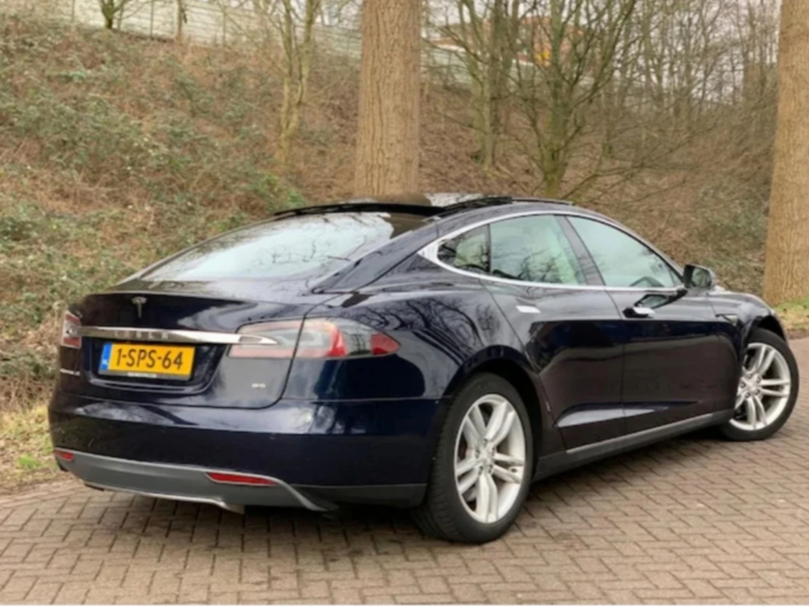 Tesla Model S Free Supercharging, снимка 3 - Автомобили и джипове - 53723692