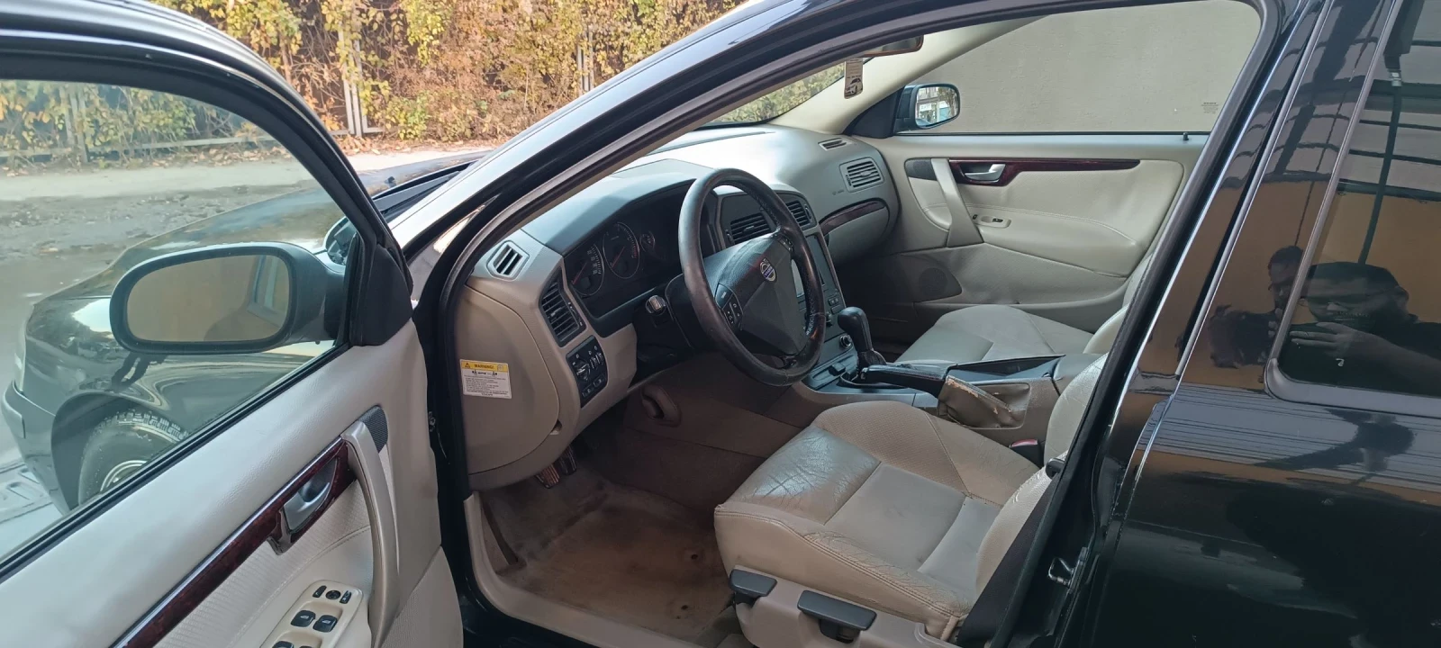 Volvo S60 2.4, снимка 10 - Автомобили и джипове - 53826881