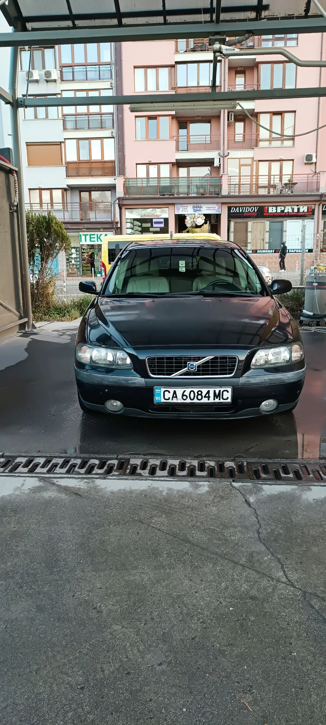 Volvo S60 2.4, снимка 2 - Автомобили и джипове - 53826881