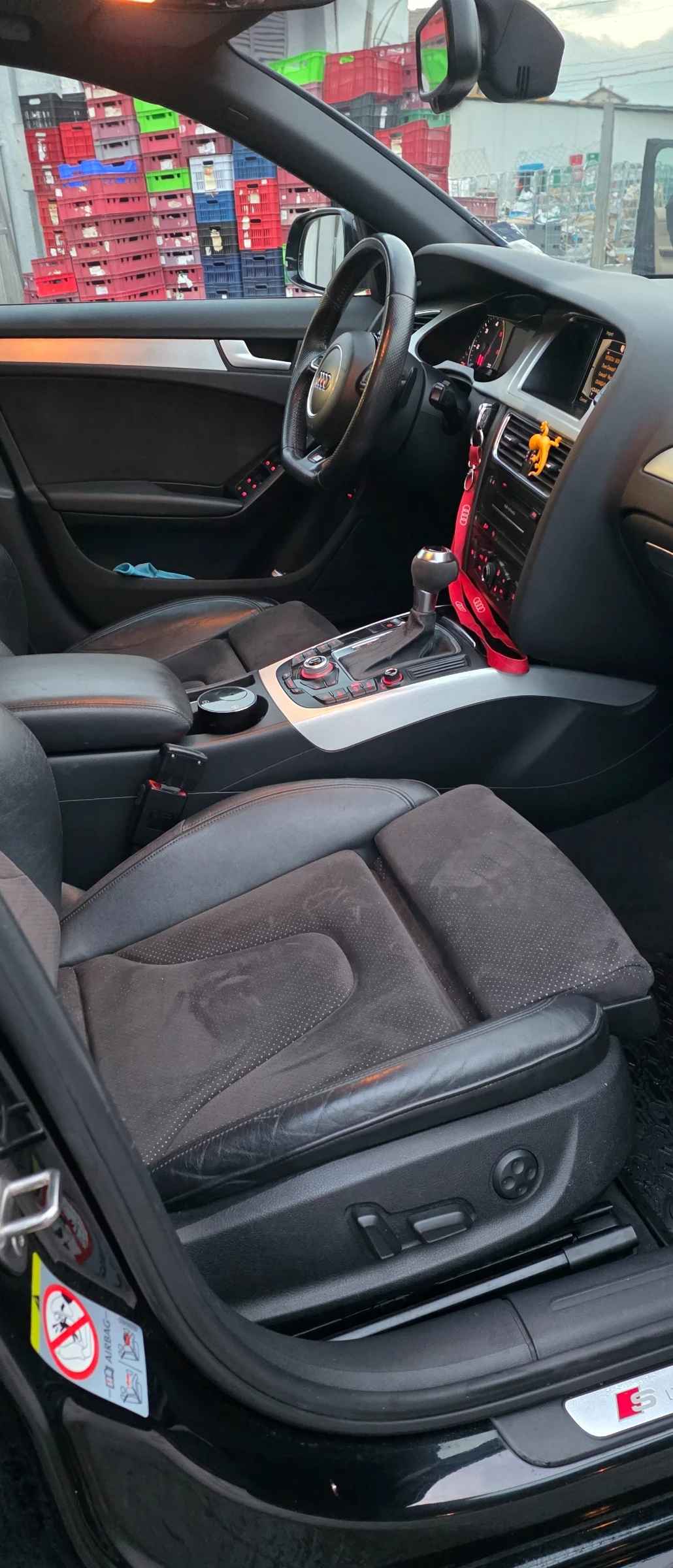 Audi A4 3.0, снимка 6 - Автомобили и джипове - 54033931