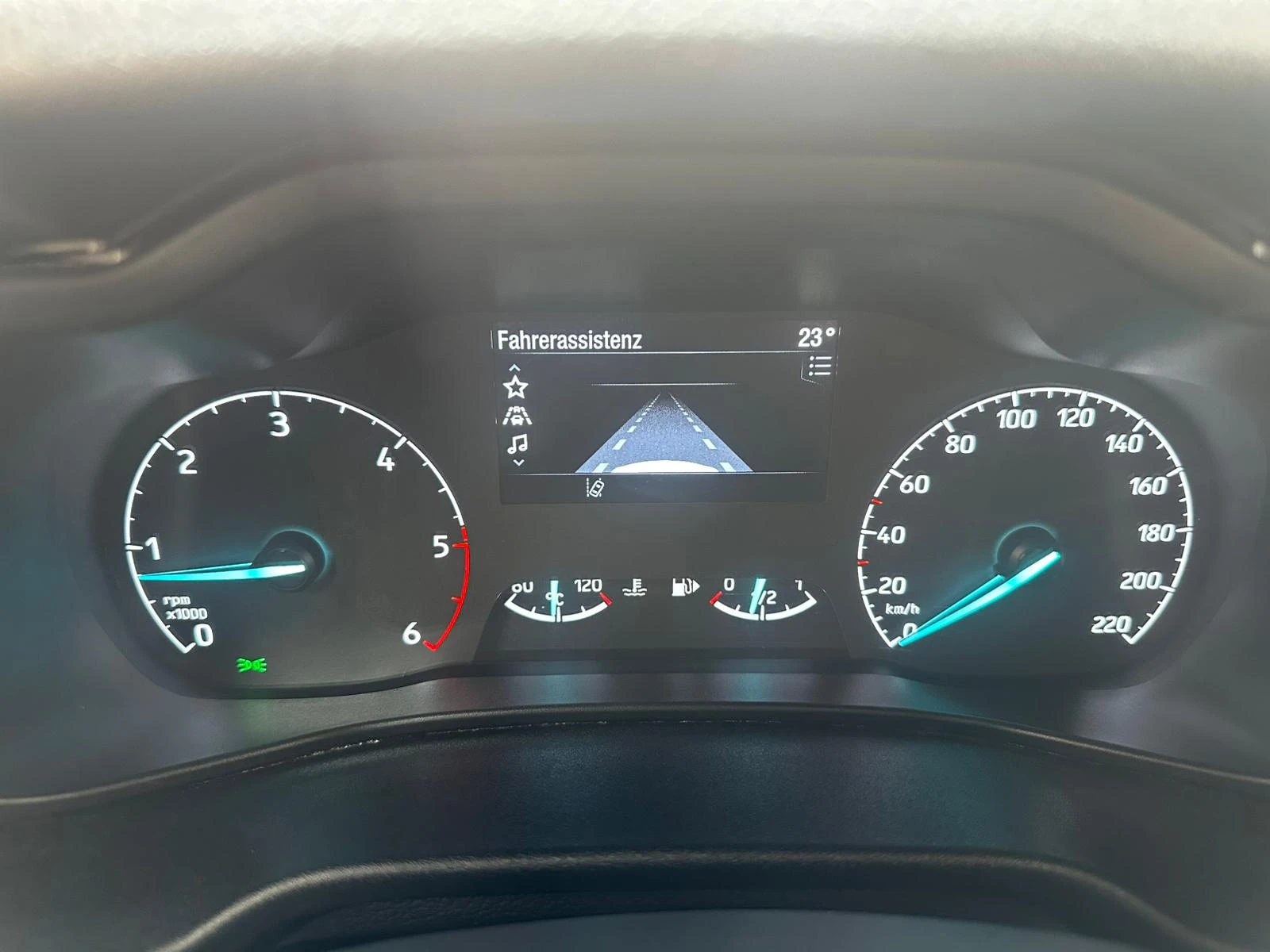 Ford Connect Transit Connect* 1.5d* 5 местен* Климатик , снимка 16 - Автомобили и джипове - 54638824