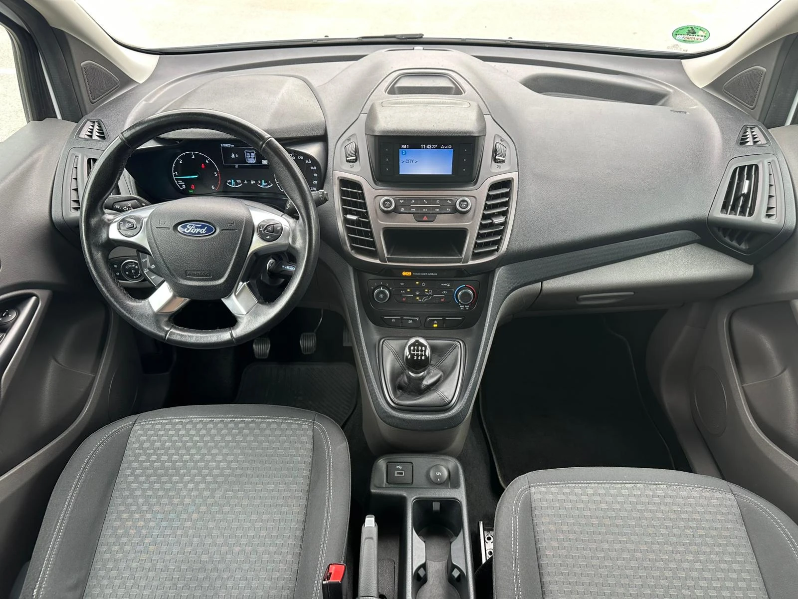 Ford Connect Transit Connect* 1.5d* 5 местен* Климатик , снимка 5 - Автомобили и джипове - 54638824