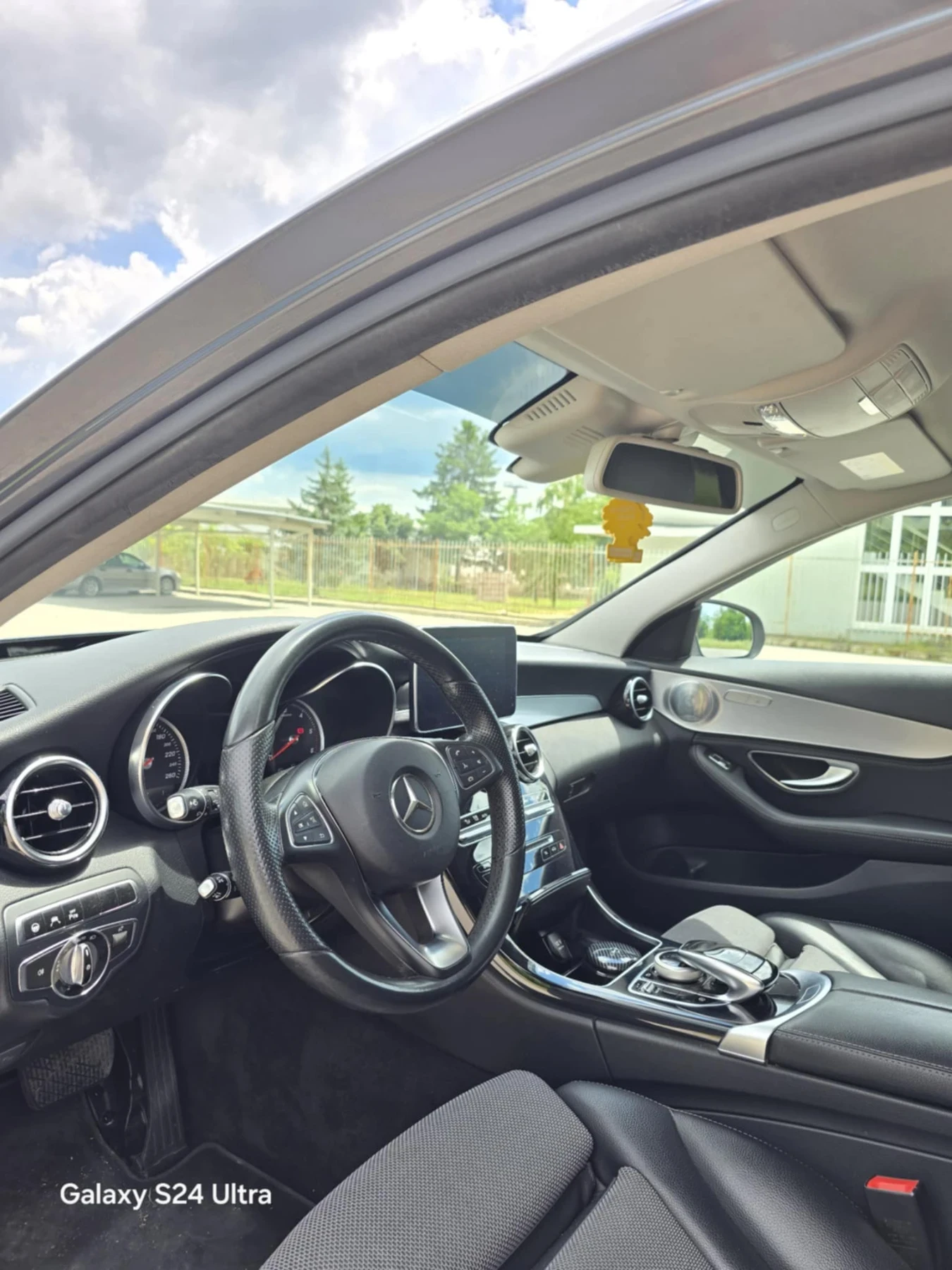 Mercedes-Benz C 220 FULL LED/FULL ASSIST/BURMESTER/237000KM, снимка 7 - Автомобили и джипове - 54652459