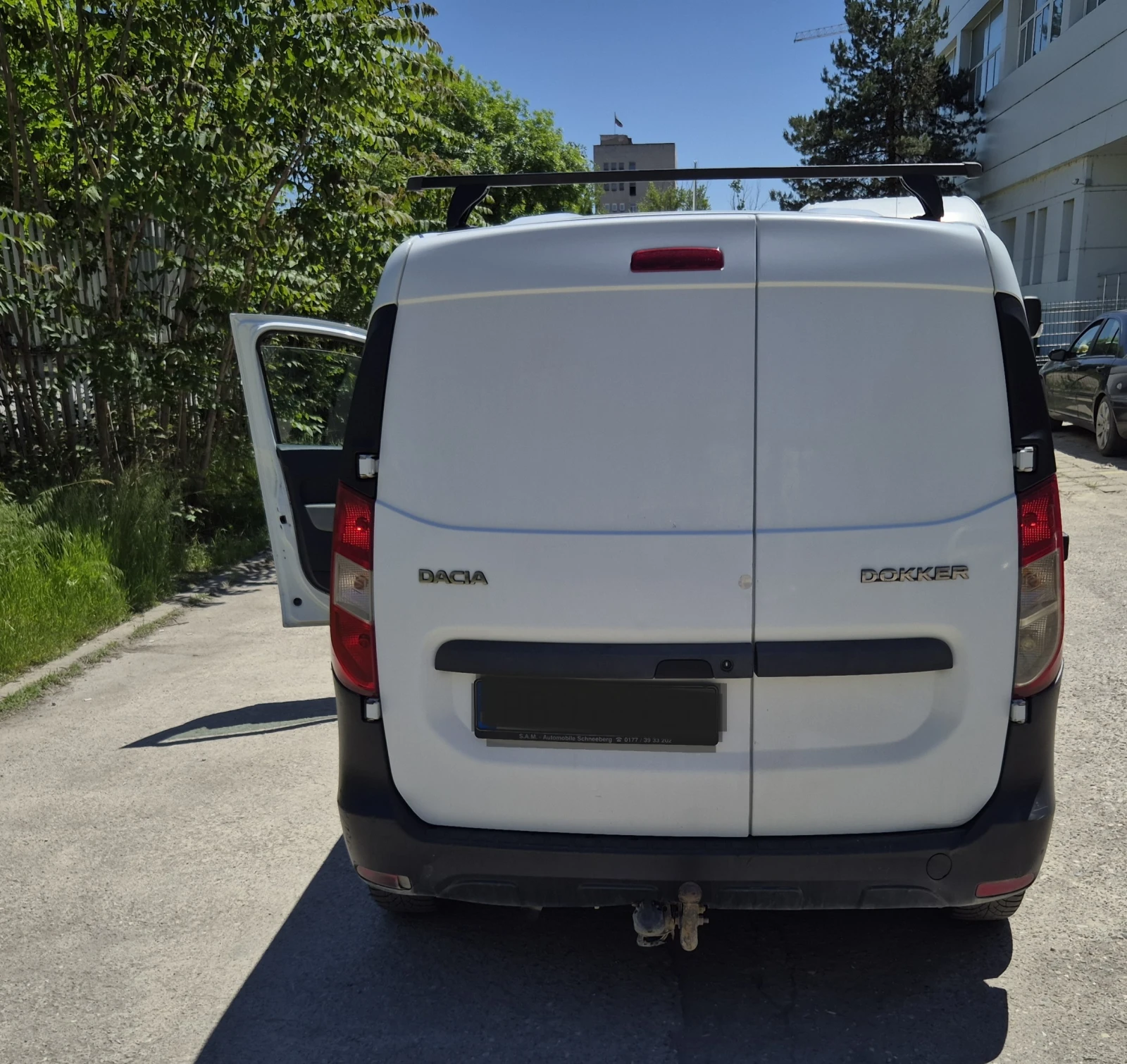 Dacia Dokker 1, 6 LPG, снимка 4 - Автомобили и джипове - 54799466