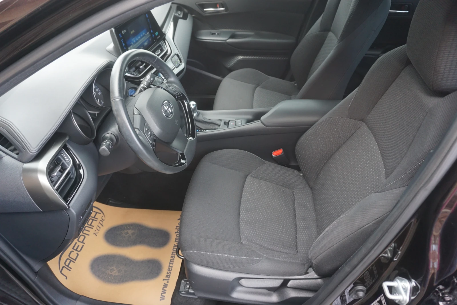 Toyota C-HR, снимка 7 - Автомобили и джипове - 54945618