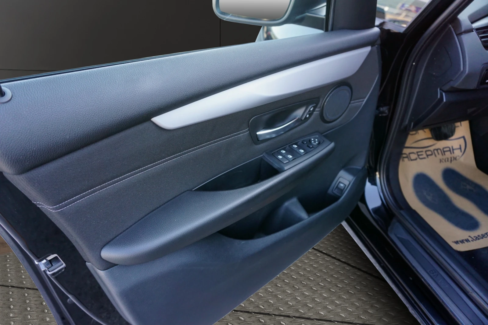 BMW 218 d Active Tourer Sport, снимка 6 - Автомобили и джипове - 54945618