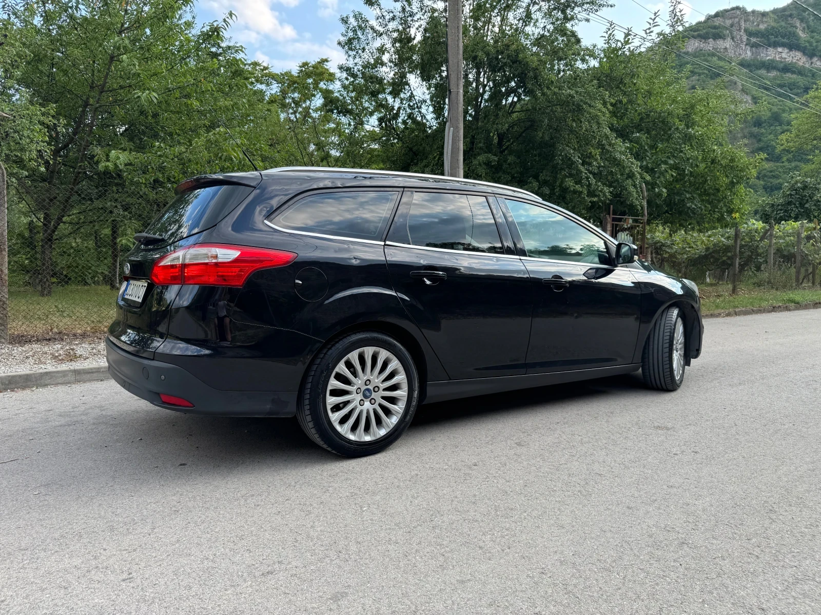 Ford Focus 1.6 TI-vct 16v, снимка 3 - Автомобили и джипове - 55300829