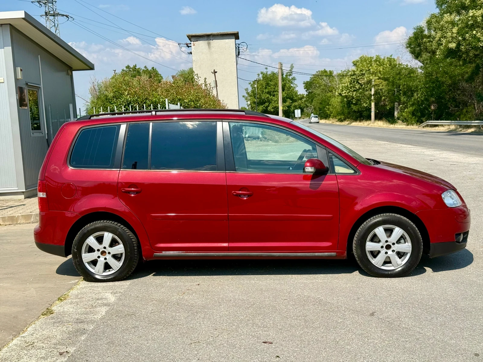 VW Touran 1.9TDI/ 105кс./ 6скр. ОТЛИЧЕН, снимка 5 - Автомобили и джипове - 55561637