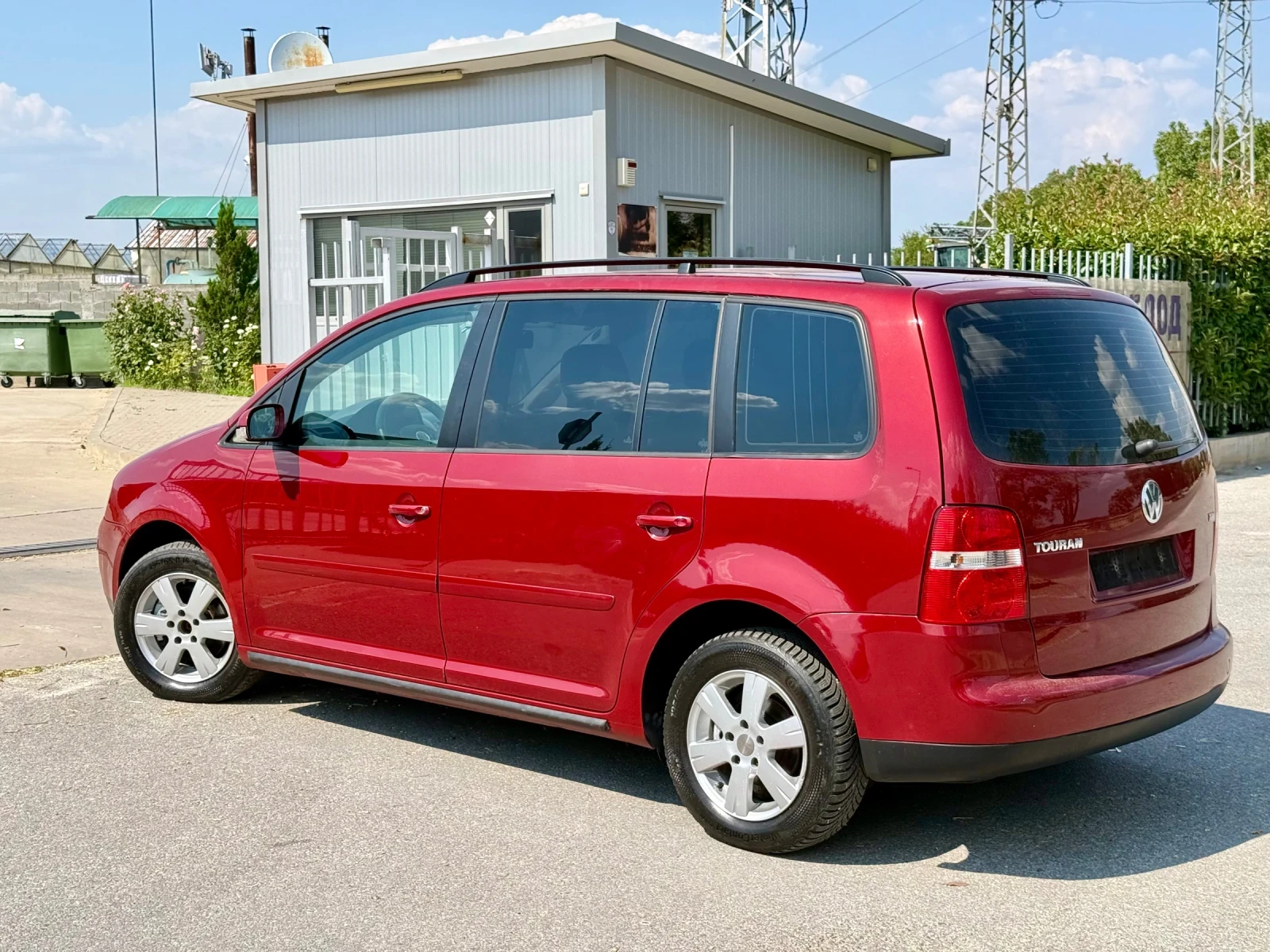 VW Touran 1.9TDI/ 105кс./ 6скр. ОТЛИЧЕН, снимка 4 - Автомобили и джипове - 55561637