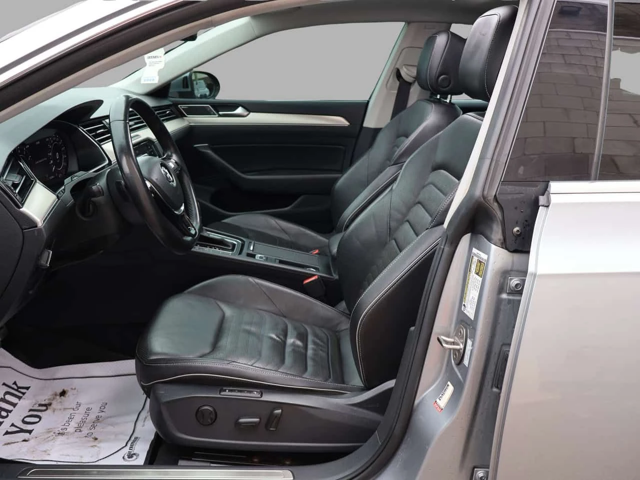 VW Arteon * SEL PREMIUM AWD CERTIFIED * ACCIDENT FREE* V.W M, снимка 13 - Автомобили и джипове - 55729317