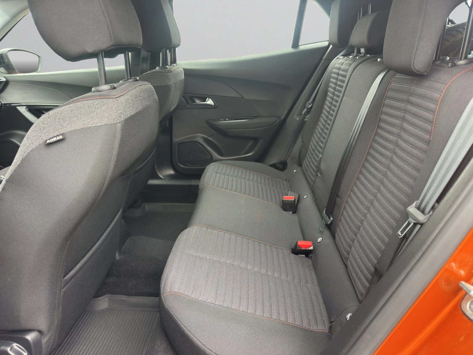 Peugeot 2008 ACTIVE 1.2 PureTech 100 BVM6 EURO6//2206303, снимка 12 - Автомобили и джипове - 56139470