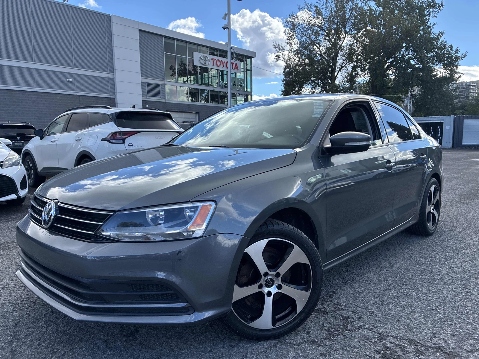 VW Jetta 4dr 2.0L Man