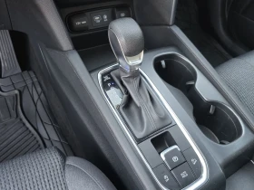 Hyundai Santa fe 2.4i/AWD /Автоматик /Лизинг , снимка 11