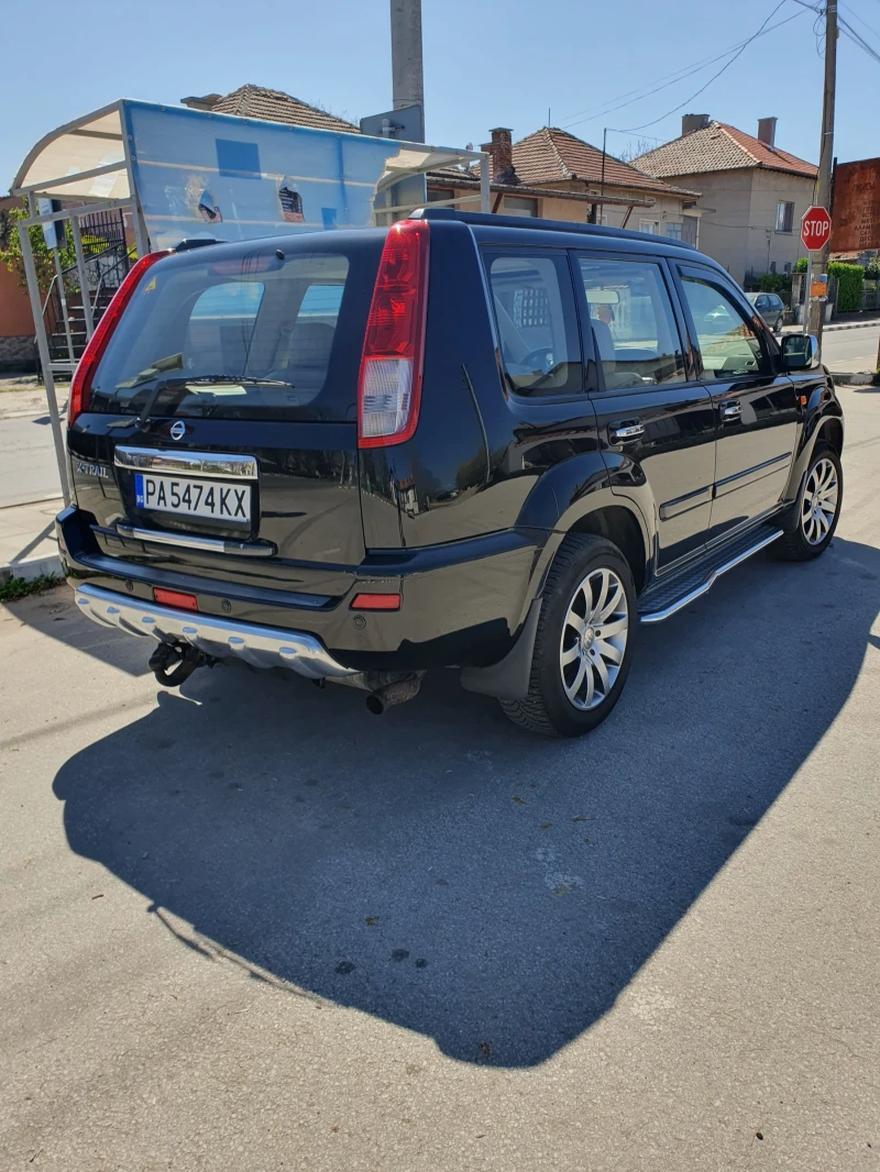 Nissan X-trail 2.0, снимка 6 - Автомобили и джипове - 47482432