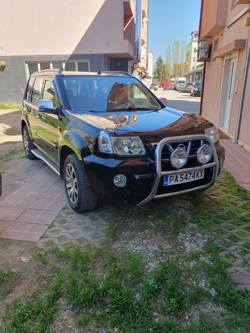 Nissan X-trail 2.0, снимка 1 - Автомобили и джипове - 47482432